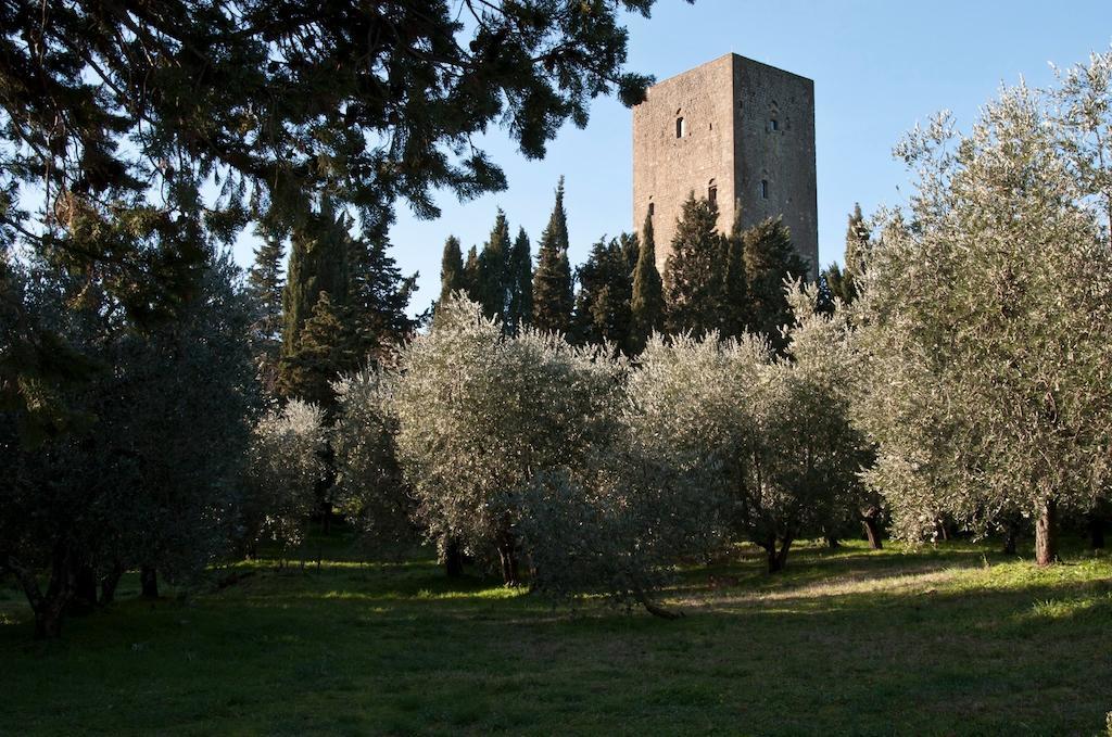 Torre Dei Belforti Монтекатини Вал ди Чечина Екстериор снимка